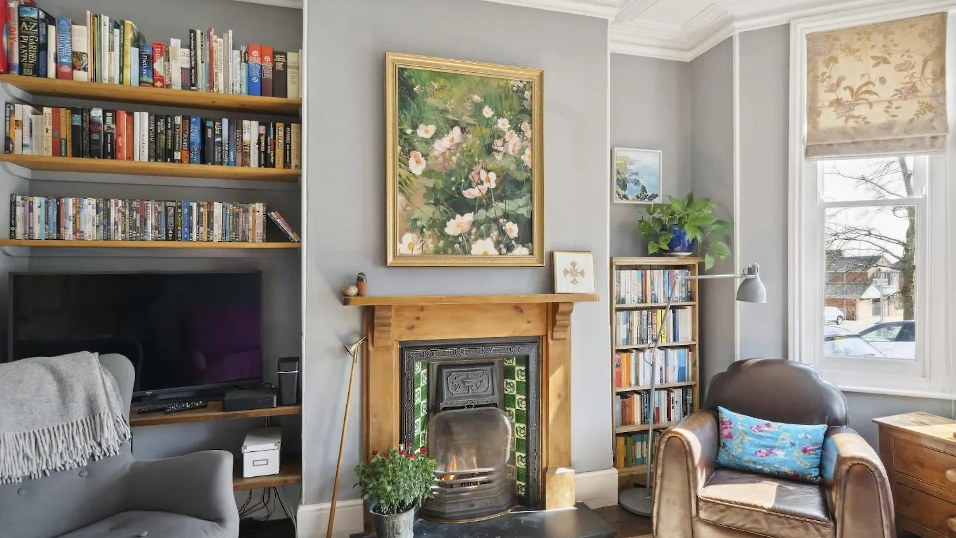 Beautiful Victorian Home On Peaceful Green Square Exeter