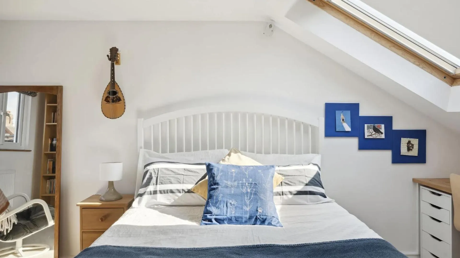 Beautiful Victorian Home On Peaceful Green Square Exeter Royaume-Uni